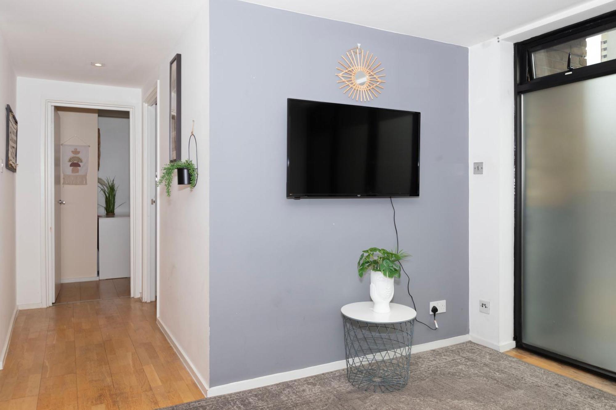 Cosy Ground Floor Apartment Лондон Экстерьер фото